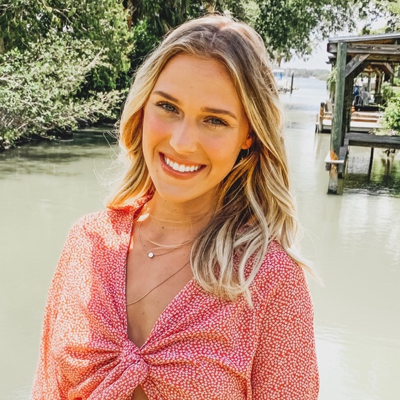 Meet your Posher, Mackenzie - Picture 1 of 1